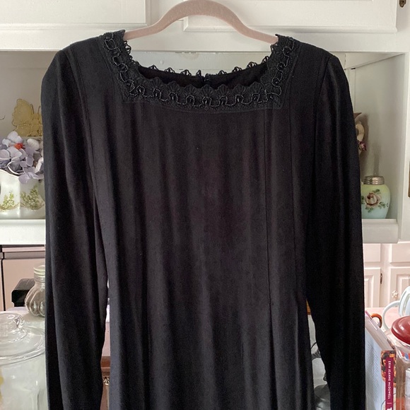 Vintage Sarah Elizabeth Dress Lace/Bead Neckline. (Final Price) - Picture 9 of 9